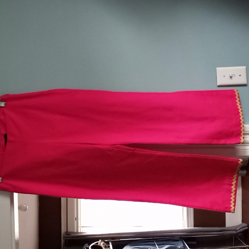Cibeline Sariano cropped pants